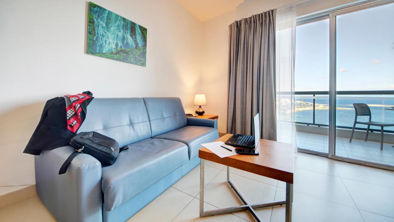 One-Bedroom Apartment Sea View,1257166339:JPEG